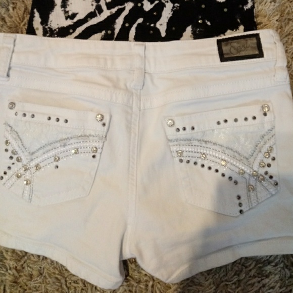 Complete Outfit . - Picture 5 of 5